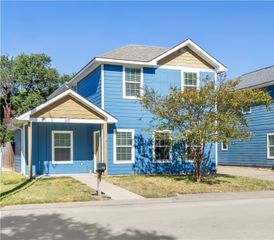 117 Sterling Street, College Station, TX 77840