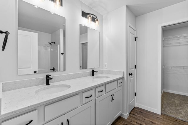 2305 Water Tower Pl, North Liberty, IA 52317