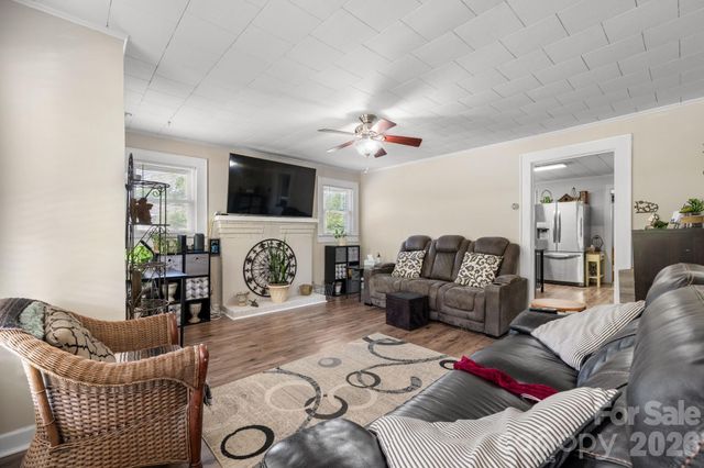 116 Hauss Ridge Road SE, Valdese, NC 28690