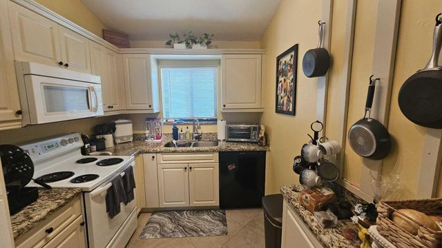 2850 Palmwood Terrace 2300, Boca Raton, FL 33431