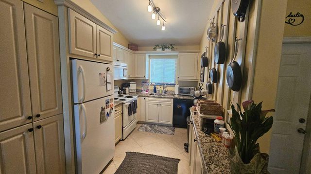 2850 Palmwood Terrace 2300, Boca Raton, FL 33431
