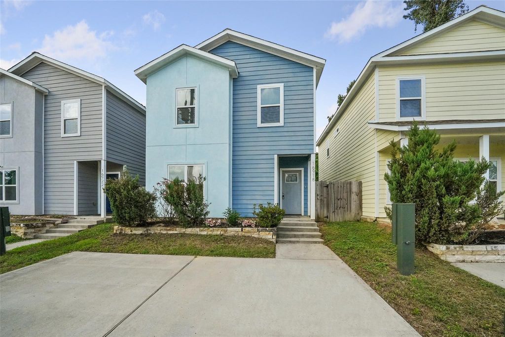 16918 Glenheath, Montgomery, TX 77316