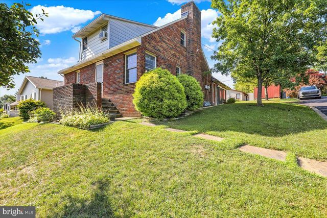 24 ARDMORE AVE, Reading, PA 19607
