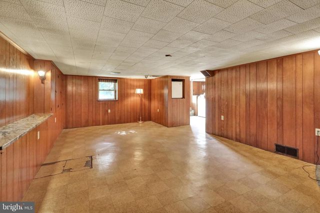 24 ARDMORE AVE, Reading, PA 19607
