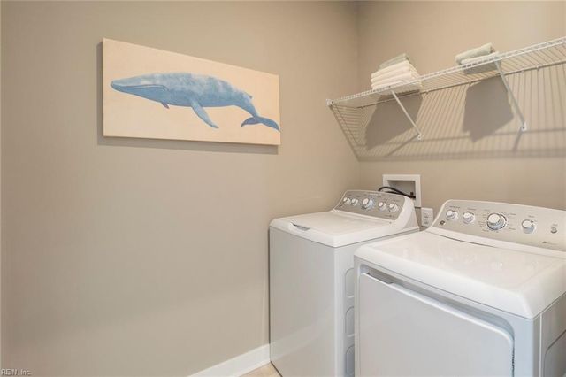 2217 Mainsail DR, Carrollton, VA 23314