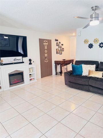 767 FORESTER AVENUE, Orlando, FL 32809