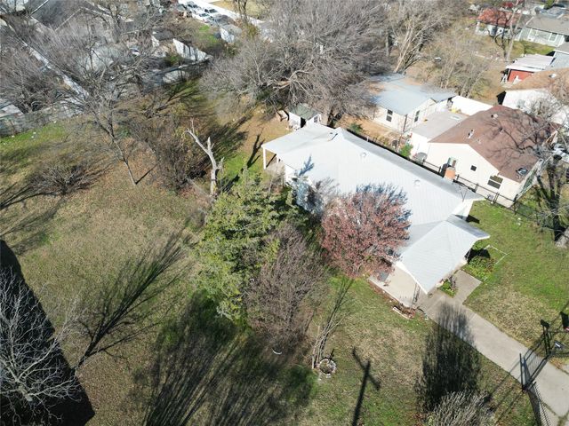 1139 N Bagley Street, Dallas, TX 75211