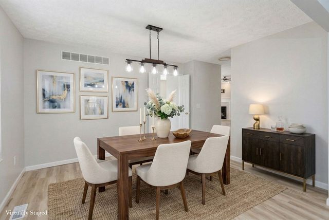 9228 Sawgrass Drive, Miamisburg, OH 45342