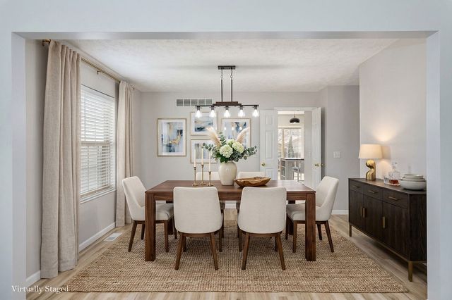 9228 Sawgrass Drive, Miamisburg, OH 45342