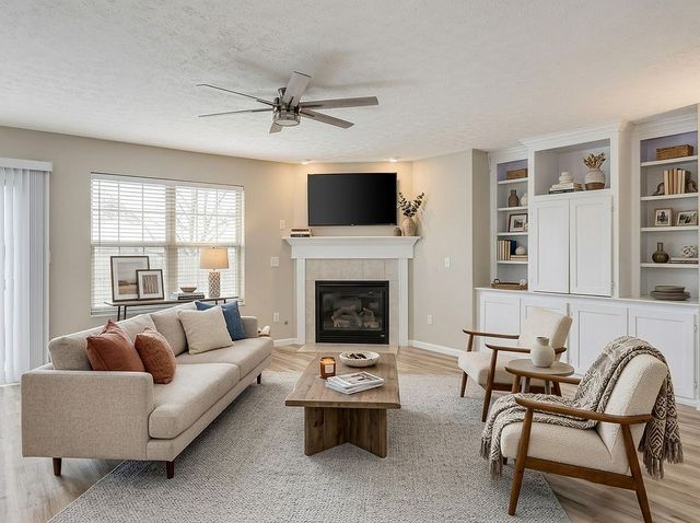 9228 Sawgrass Drive, Miamisburg, OH 45342