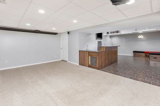 9228 Sawgrass Drive, Miamisburg, OH 45342