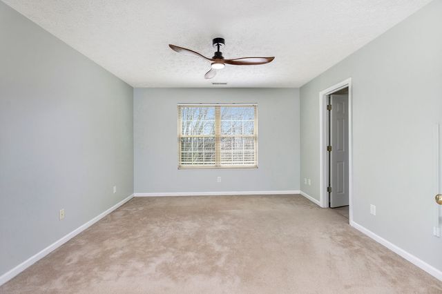 9228 Sawgrass Drive, Miamisburg, OH 45342