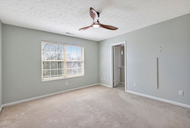 9228 Sawgrass Drive, Miamisburg, OH 45342