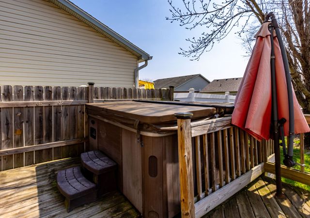 9228 Sawgrass Drive, Miamisburg, OH 45342