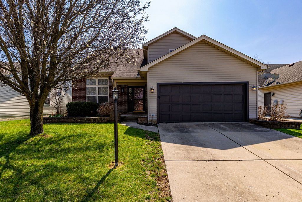 9228 Sawgrass Drive, Miamisburg, OH 45342