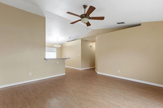 3625 Black Eagle Dr, Antelope, CA 95843