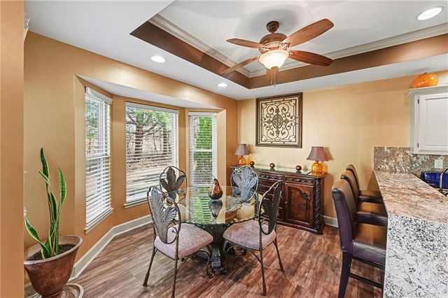 4005 SW Homestead Drive, Lee's Summit, MO 64082