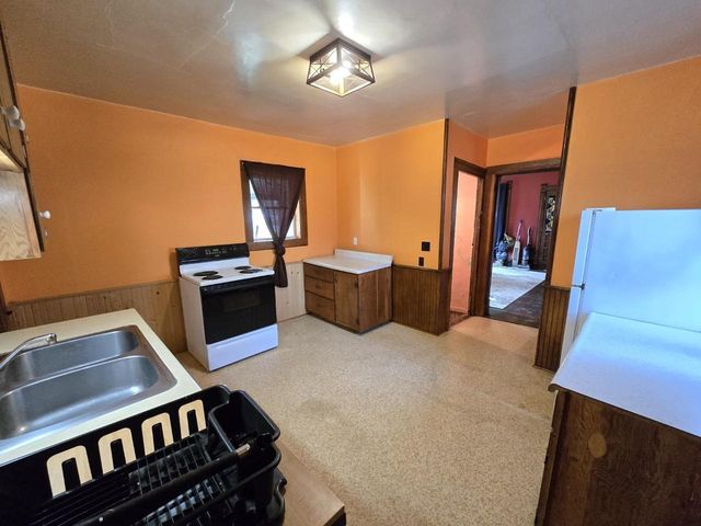 310 MAIN STREET, Kingston, WI 53926