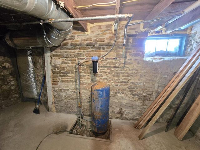 310 MAIN STREET, Kingston, WI 53926