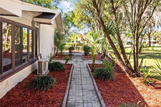 5444 BERNADETTE DRIVE, Zephyrhills, FL 33541