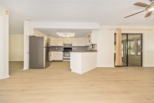 5444 BERNADETTE DRIVE, Zephyrhills, FL 33541