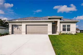 2212 NE Juanita PL, Cape Coral, FL 33993