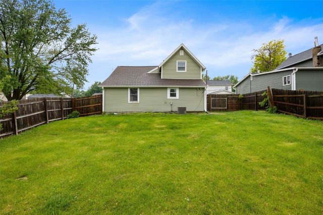 1298 14th Avenue, Marion, IA 52302
