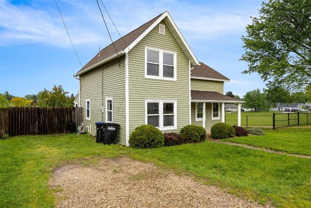 1298 14th Avenue, Marion, IA 52302