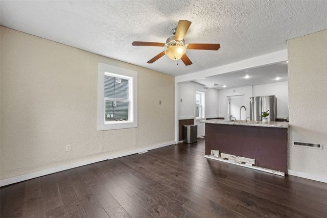 1298 14th Avenue, Marion, IA 52302