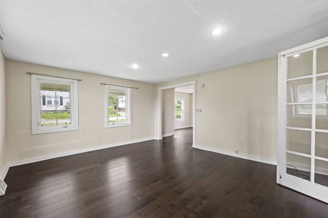 1298 14th Avenue, Marion, IA 52302