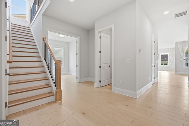 239 Mooney Road, Woodstock, GA 30188