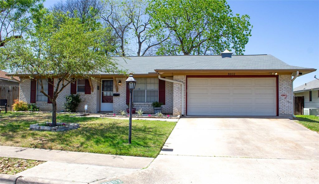 8602 Colonial DR, Austin, TX 78758
