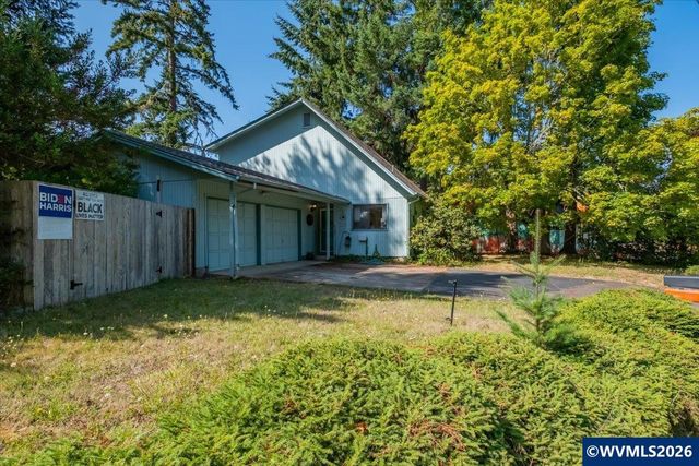 1792 SW Brooklane Dr, Corvallis, OR 97333