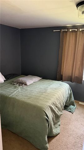 291 Liberty St, Sharon, PA 16146