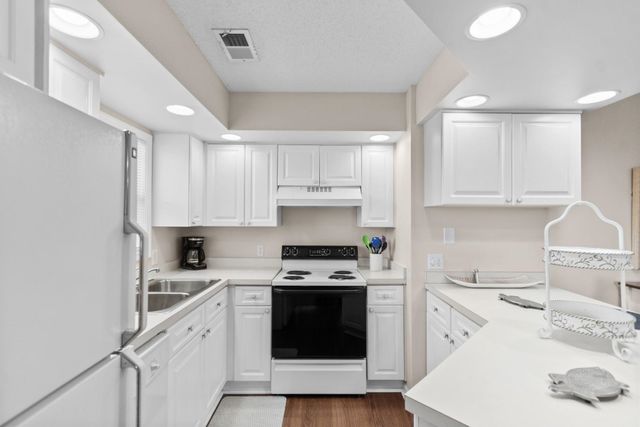 300 Shorehaven Dr Unit N3, North Myrtle Beach, SC 29582