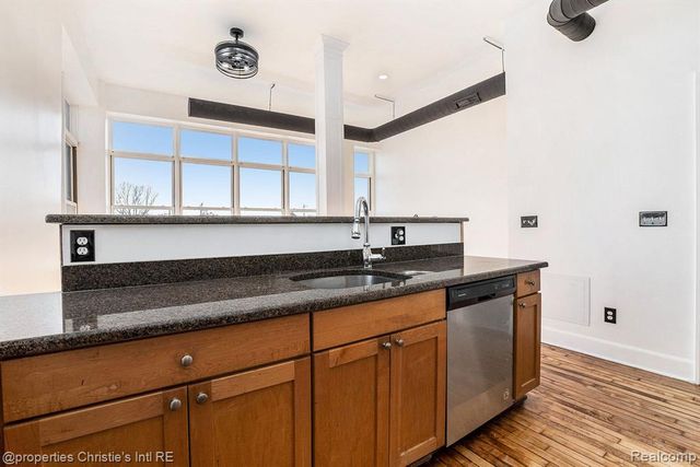 8820 Joseph Campau Street 3, Hamtramck, MI 48212