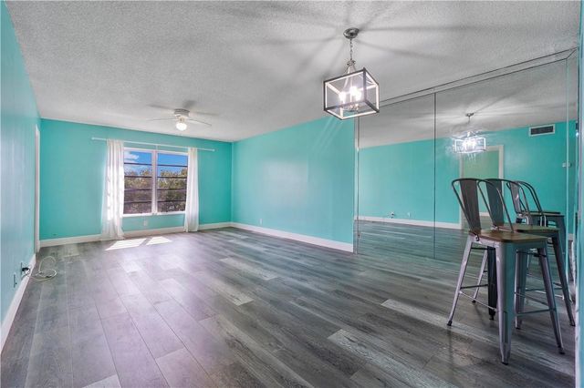 2430 SW 81st Avenue 305, Davie, FL 33324