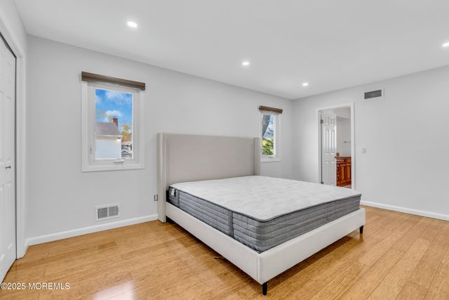 1702 Holbrook Street, Oakhurst, NJ 07755