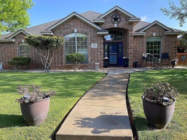 5827 NICHOLAS Circle, Amarillo, TX 79109