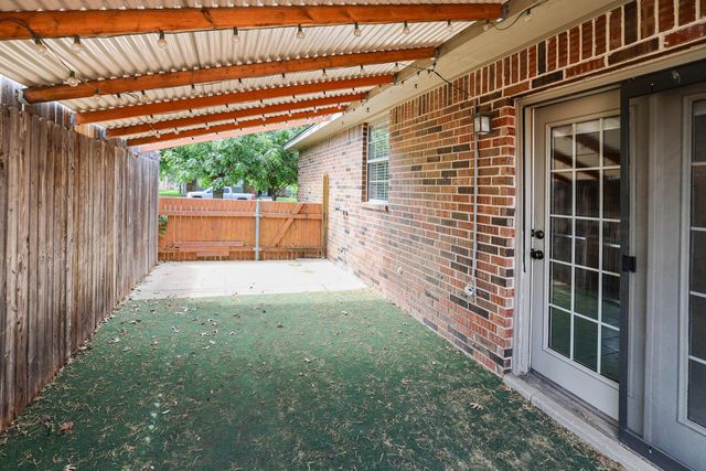 5827 NICHOLAS Circle, Amarillo, TX 79109