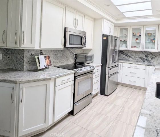 3484 Bahia Blanca A, Laguna Woods, CA 92637