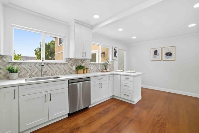 552 Borregas Avenue, Sunnyvale, CA 94085