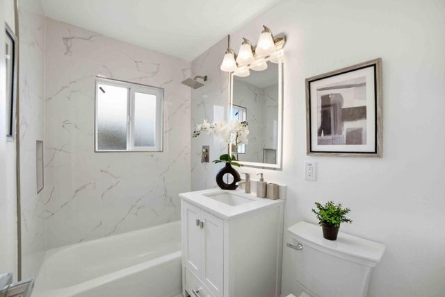 552 Borregas Avenue, Sunnyvale, CA 94085