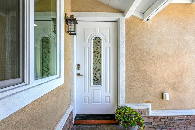 552 Borregas Avenue, Sunnyvale, CA 94085