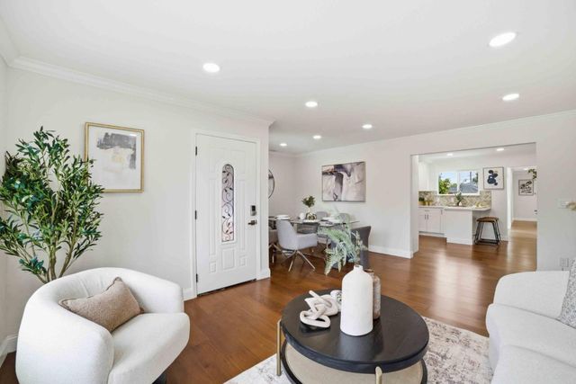 552 Borregas Avenue, Sunnyvale, CA 94085