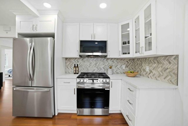 552 Borregas Avenue, Sunnyvale, CA 94085