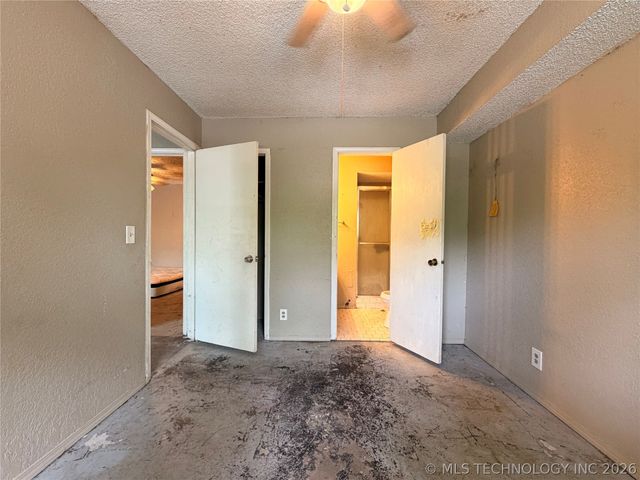 2216 E 66th Place 1805, Tulsa, OK 74136