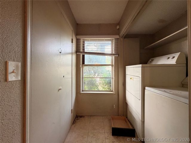 2216 E 66th Place 1805, Tulsa, OK 74136