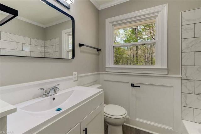 111 Oak Hills Drive, Reidsville, NC 27320