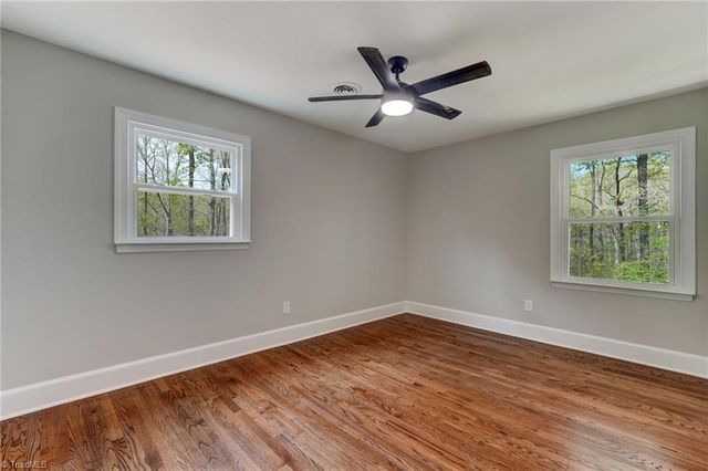 111 Oak Hills Drive, Reidsville, NC 27320